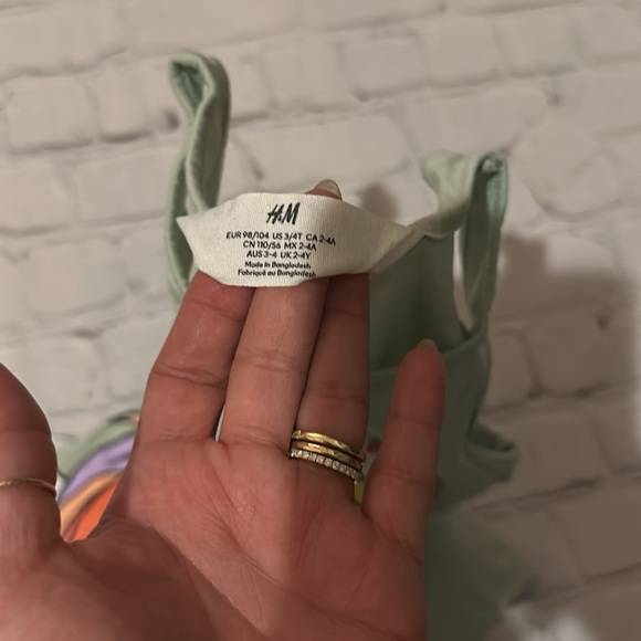 H&M set of 2 dresses size 3/4T - Picture 5 of 5